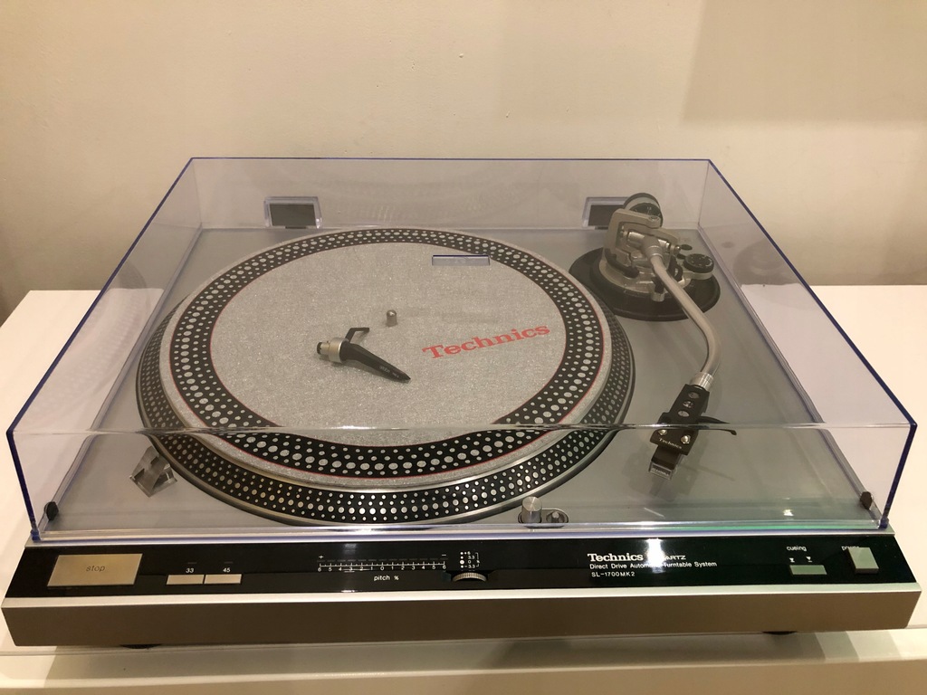 Technics SL-1700 MK2