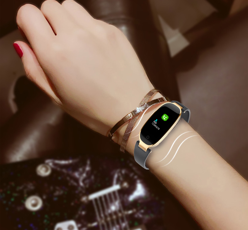 Купить SMARTBAND LEMFO S3-B СПОРТИВНЫЙ ИЗМЕРИТЕЛЬ СЕРДЕЧНОГО РАСШИРЕНИЯ iOS iOS: отзывы, фото, характеристики в интерне-магазине Aredi.ru