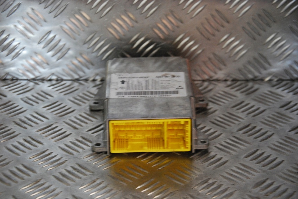 MERCEDES W204 MODUŁ SENSOR AIRBAG A2079011800 9752714809 oficjalne