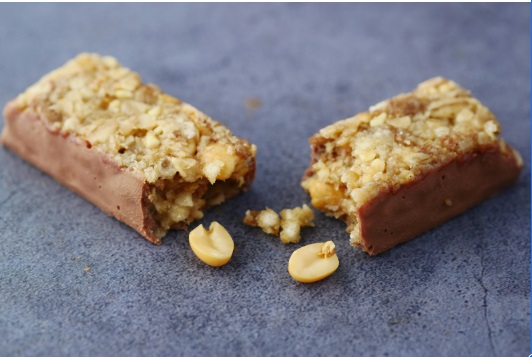 Baton migdałowy z kawałkami czekolady 10 x 50g