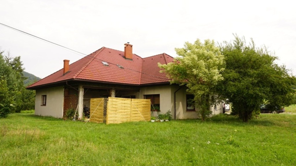 Dom Radziechowy-Wieprz, żywiecki, 450,00 m²