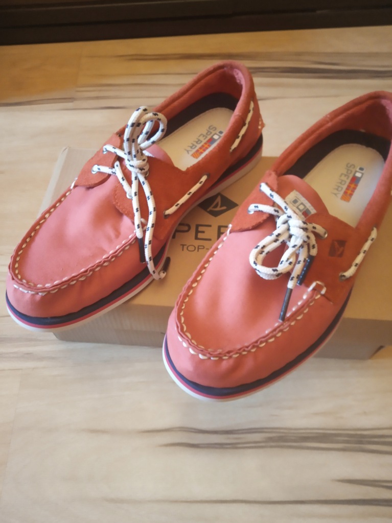 sperry tommy hilfiger