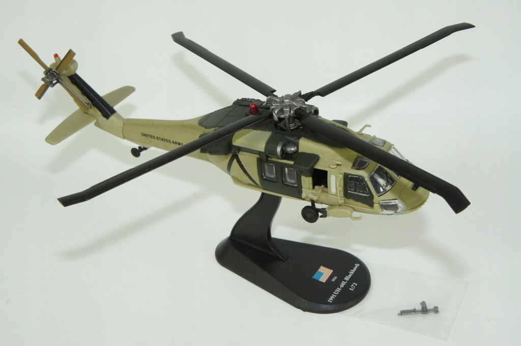 Helikoptery Świata METALOWE (1) 1/72 UH60L Blackhawk