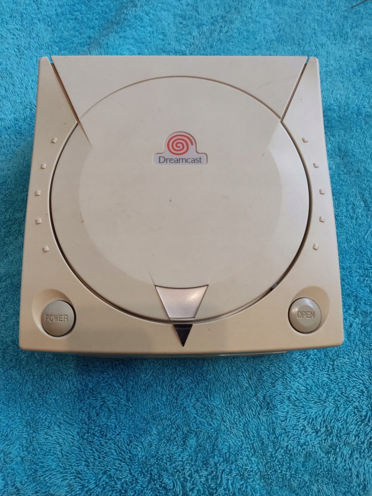 Uszkodzona konsola SEGA Dreamcast