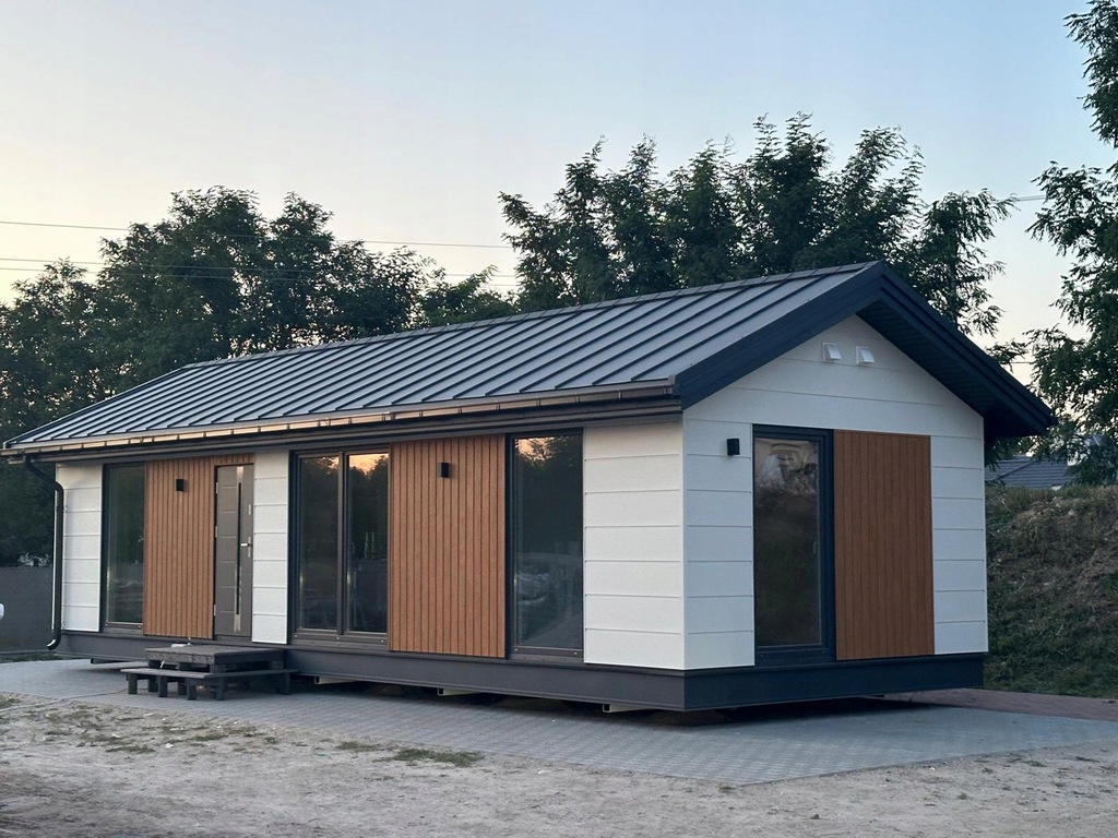 Dom Mieszkalny Całoroczny 55,61 m2 – Gotowy do Zamieszkania!