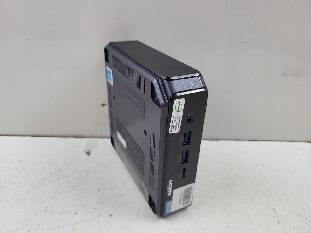 Asus Chromebox 3 i7 8th Gen (2255304)