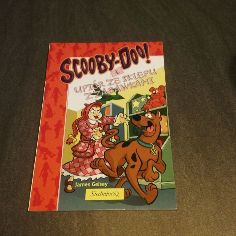 Książka "Scooby-Doo i upiór ze sklepu z zabawkami"