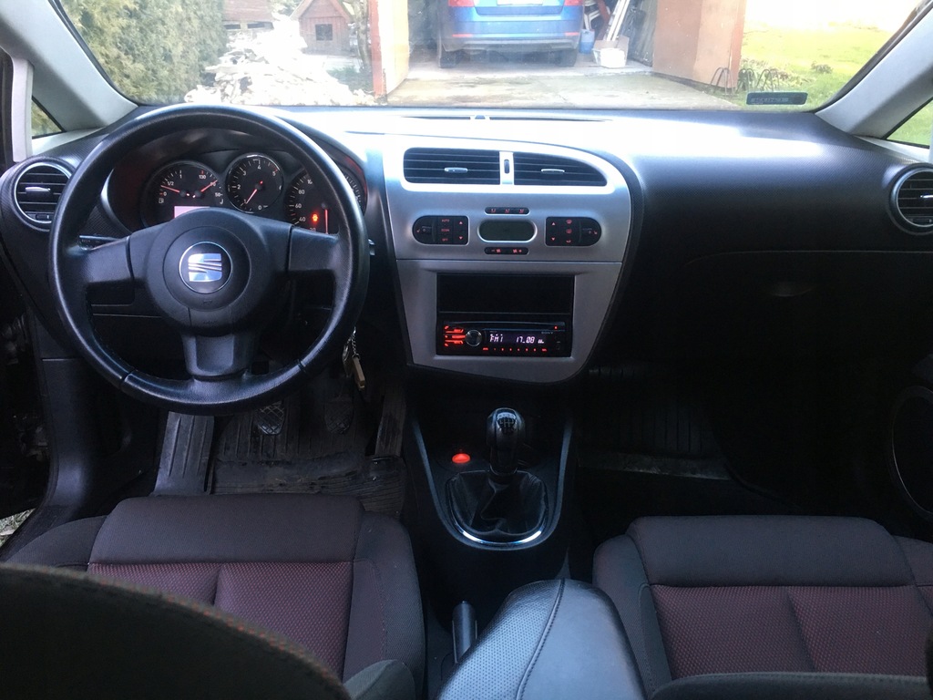 Купить SEAT LEON 1.9 TDI 105 л.с.: отзывы, фото, характеристики в интерне-магазине Aredi.ru