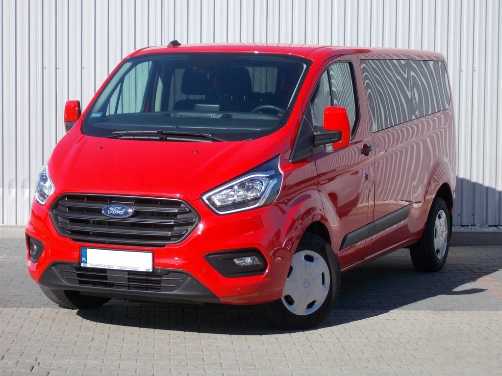 Ford Transit Custom 2.0 130KM. 9 osobowy.