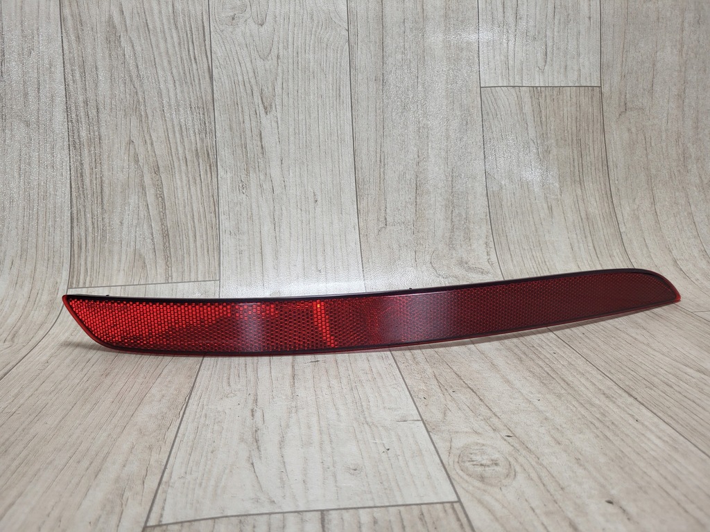 PORSCHE 911 992 odblask zderzaka tył tylny prawy 992945104B