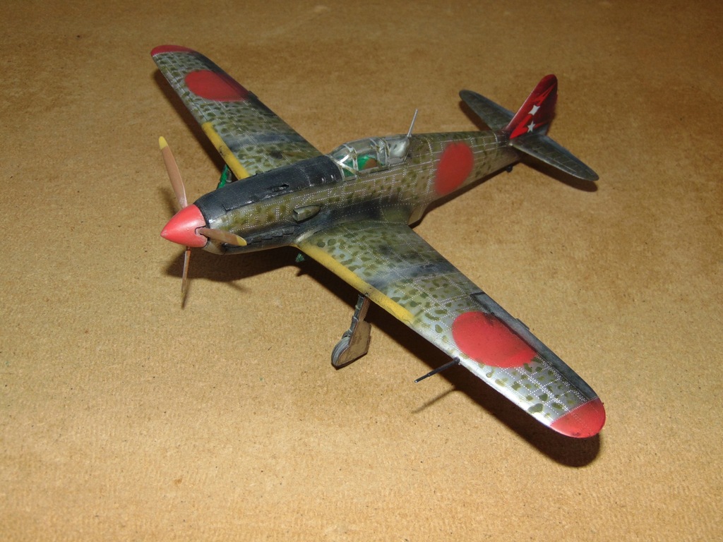 Kawasaki Ki - 61 Hien skala 1/48 - sklejony