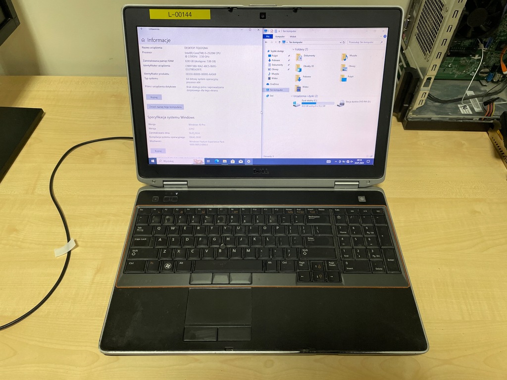 Laptop Dell Latitude E6520 15,6 " i5-2520M 8 GB / 60 GB szary