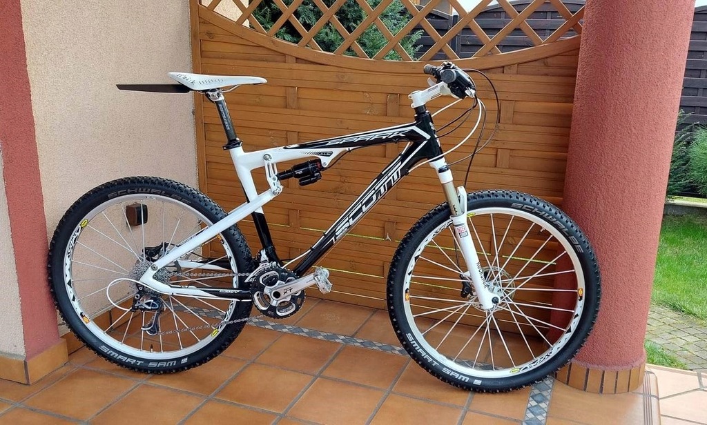 giro artex mips helmet