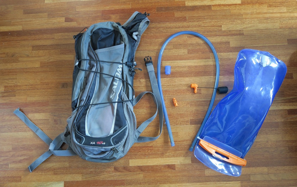 Sportowy mały plecak do biegania Salomon XA 10+3