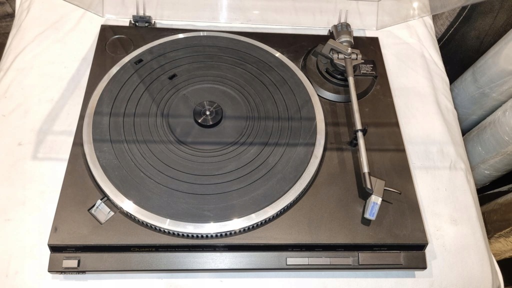 Gramofon Technics SL-QD33 Quartz Direct Drive Stroboskop