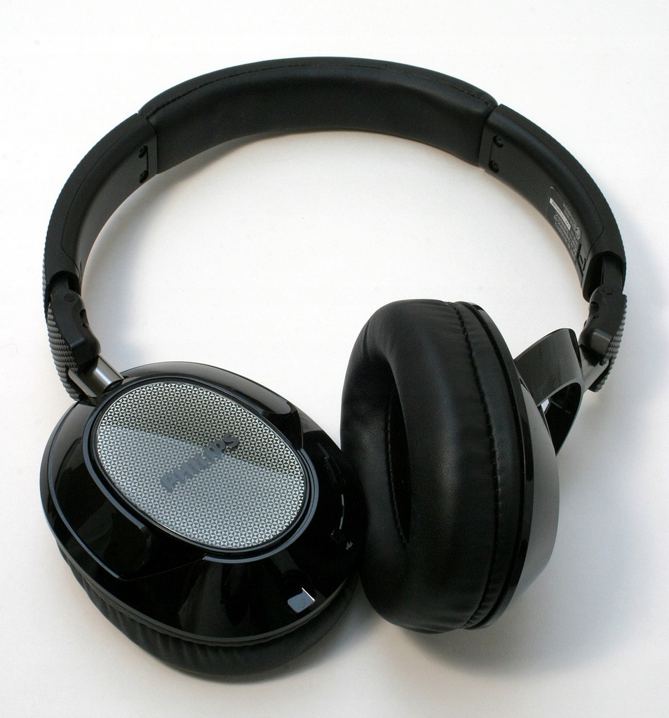 Słuchawki bezprzewodowe Philips SHB9850NC