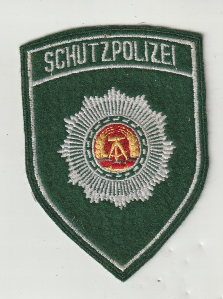 Niemcy NRD policja 11x8 cm