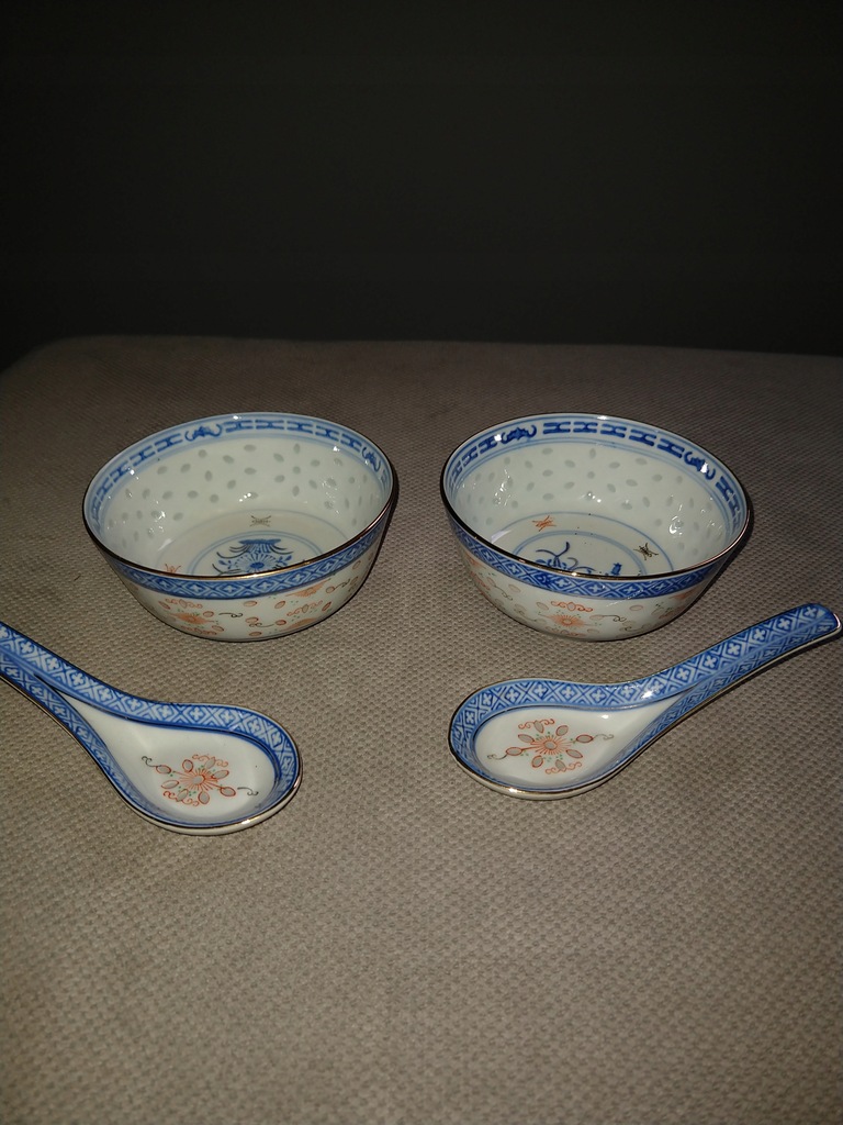 Chinska porcelana 2-miseczki+2 łyżki