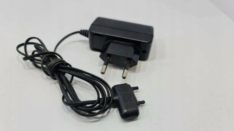 ŁADOWARKA SONY ERICSSON