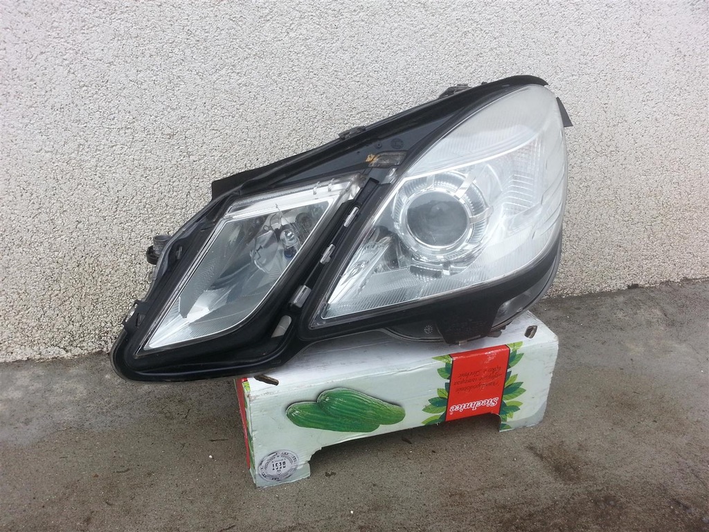 MERCEDES E KLASA W212 LAMPA PRZÓD PRZEDNIA LEWA