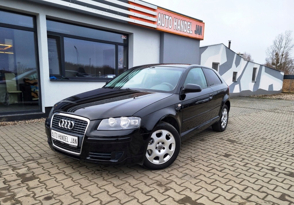 Audi A3 1,6 MPI 102 km