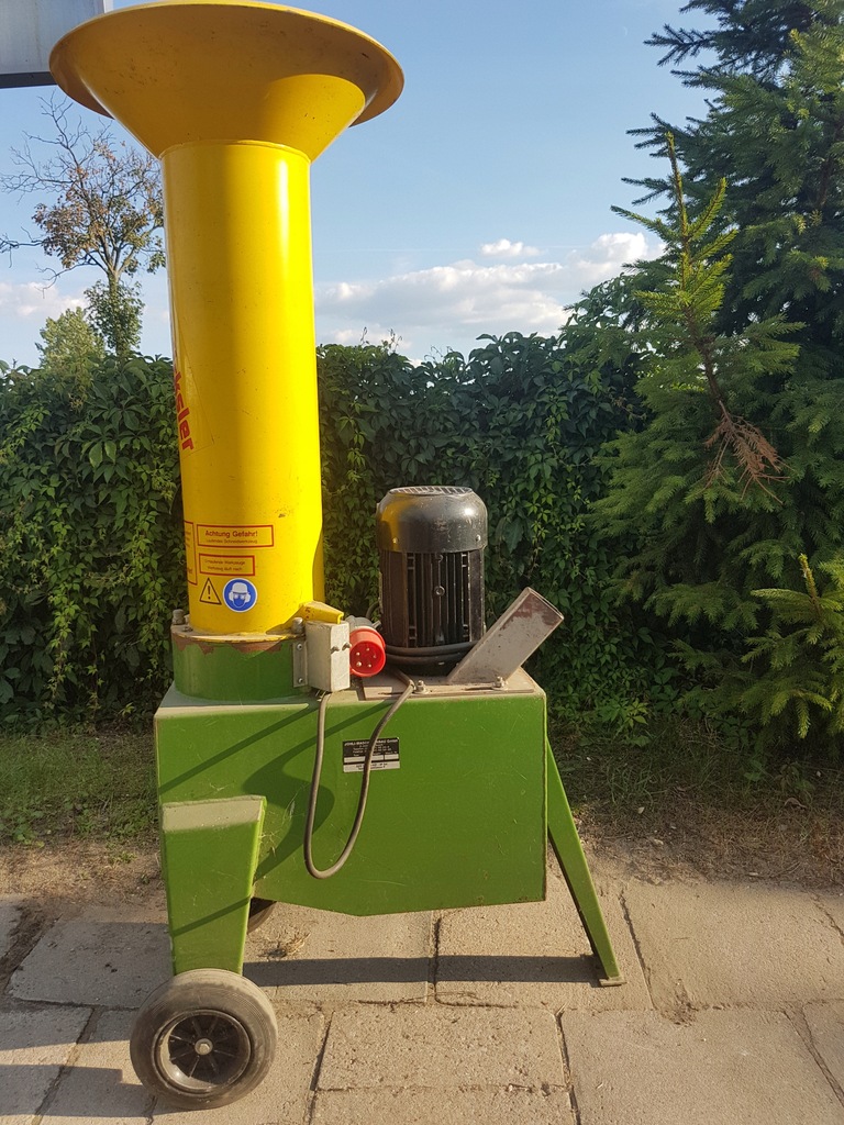 NIEMIECKI RĘBAK ROZDRABNIACZ GAŁĘZI NA SIŁĘ 380 V