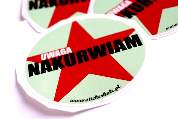 NAKLEJKA - Uwaga, nakurwiam! - 8cm stickerbomb