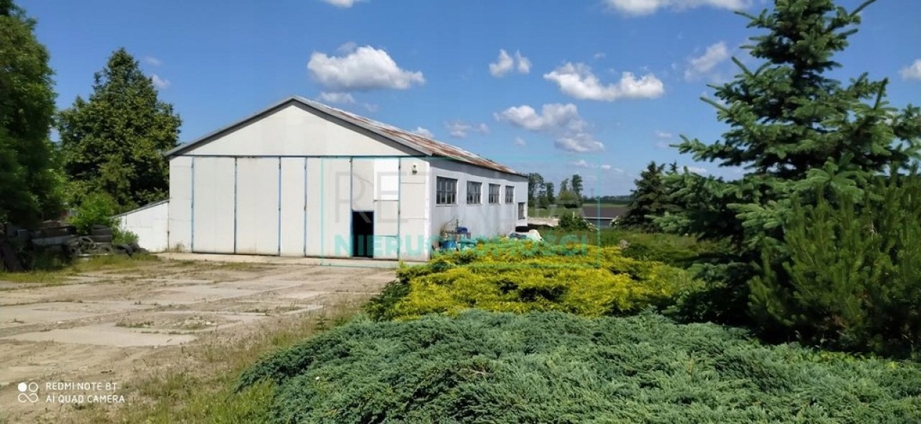 Magazyny i hale, Bramki, 7384 m²