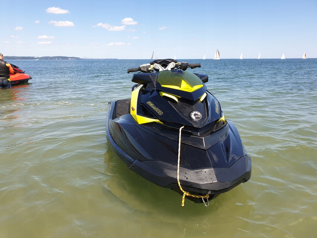 Sprzedam skuter wodny SEA-DOO RXP 260RS salon