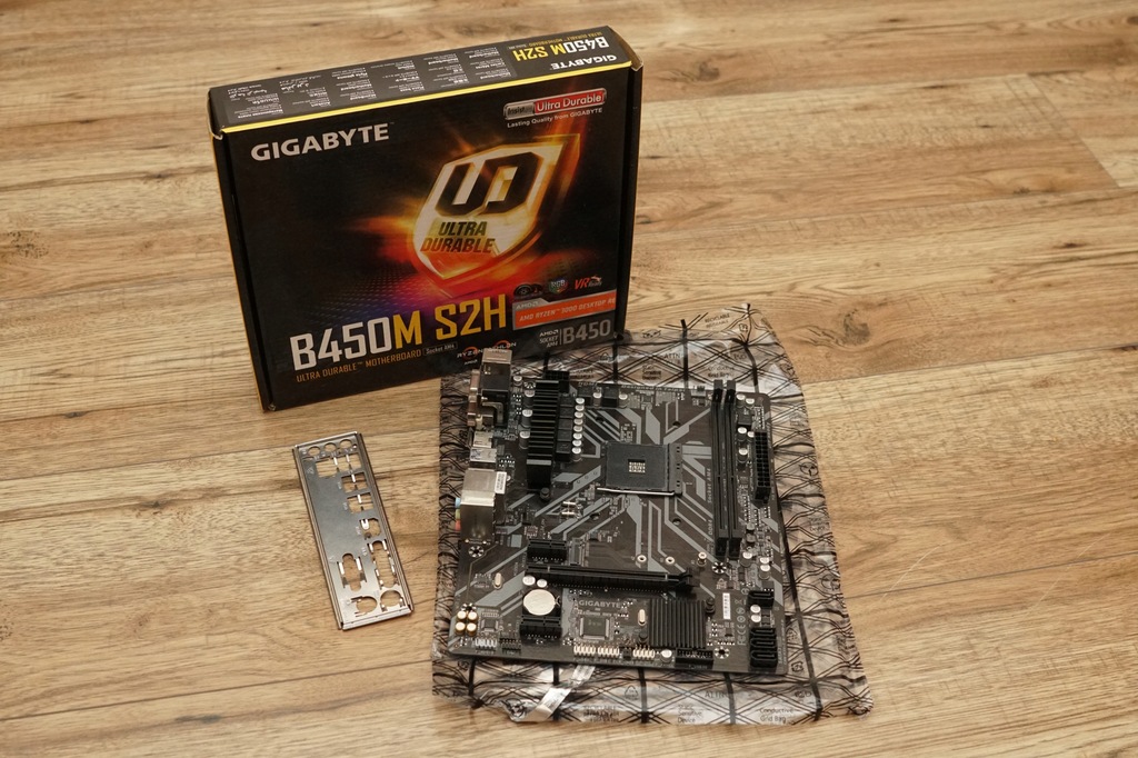 AMD Ryzen 7 2700X／GIGABYTE B450MS2H セット AMD Ryzen 7 2700X／GIGABYTE B450MS2H セット AMD Ryzen 7