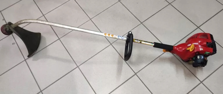 PODKASZARKA SPALINOWA HOMELITE MIGHTY LITE 26SS