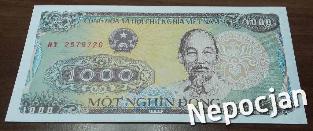 Banknoty Świata Wietnam 1000 Dong 1988 UNC