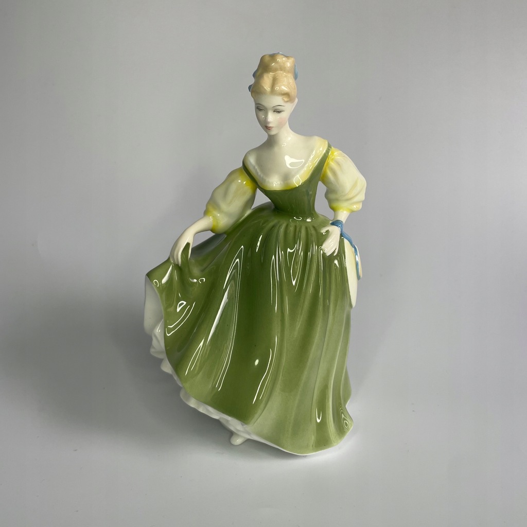 Royal Doulton porcelanowa figurka dama w zielonej sukni z kapeluszem