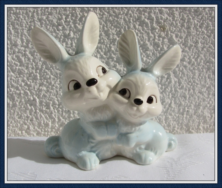 Goebel Bavaria * Figurka porcelanowa * Dwa zajączki