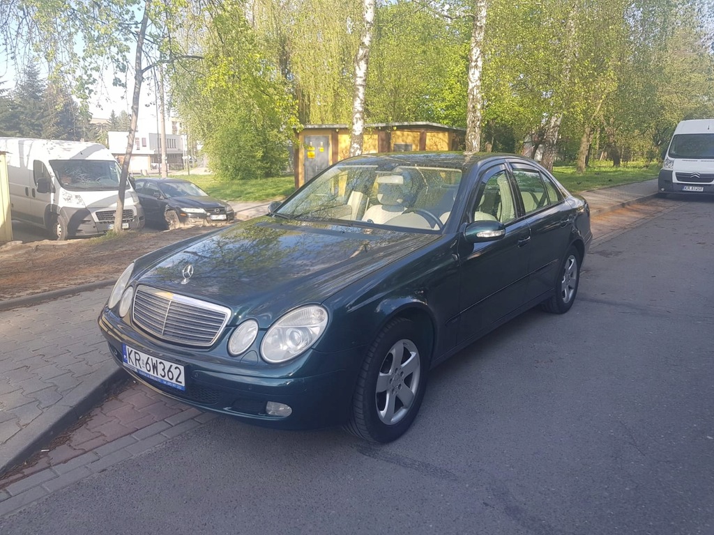 Mercedes Benz w211 2.7 CDI 8110001174 oficjalne