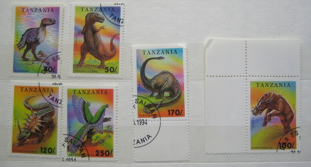 Dinozaury Tanzania, zestaw 6 szt. / 1 /