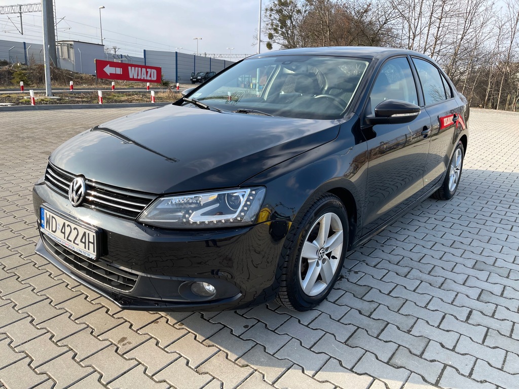 Volkswagen Jetta 1.6 TDI 105KM HIGHLINE GWARANCJA