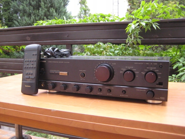 SU-VX720 Wzmacniacz Technics potężna moc pilot 1