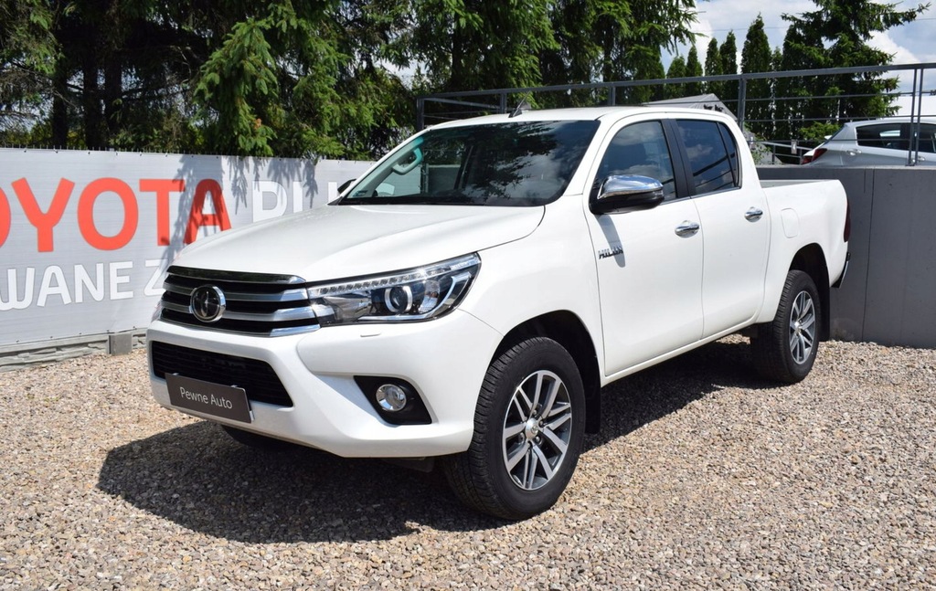 Toyota Hilux 2.4 (150 KM) SR5 AWD pick-up