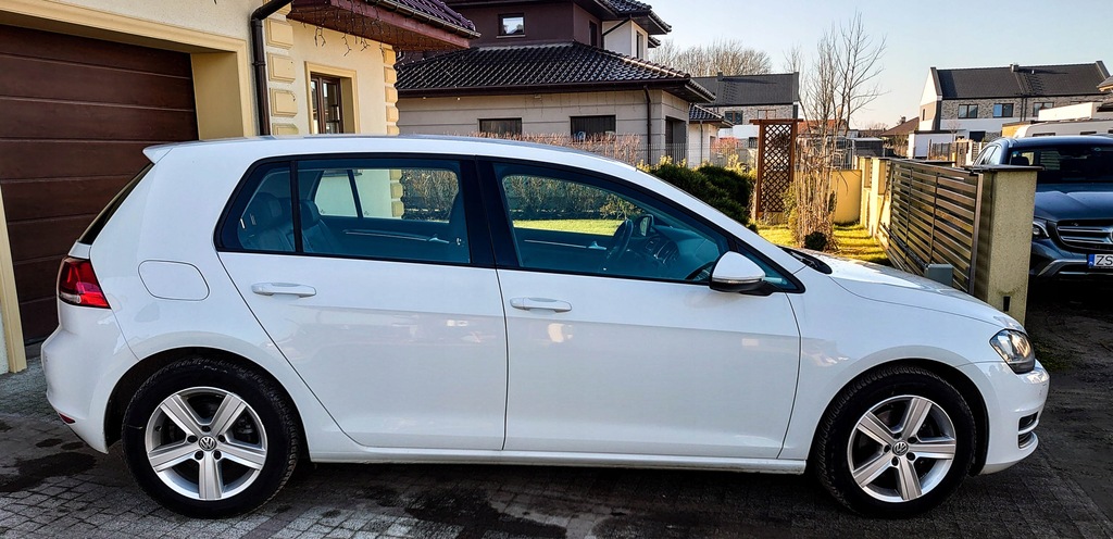 Купить VW GOLF VII 1.4 140 л.с. Highline от частного лица: отзывы, фото, характеристики в интерне-магазине Aredi.ru