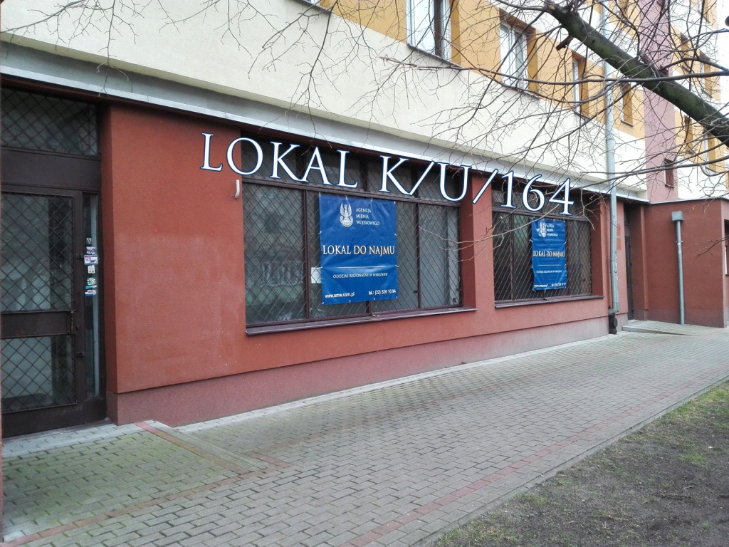 Komercyjne, Karczew, Karczew (gm.), 97 m²