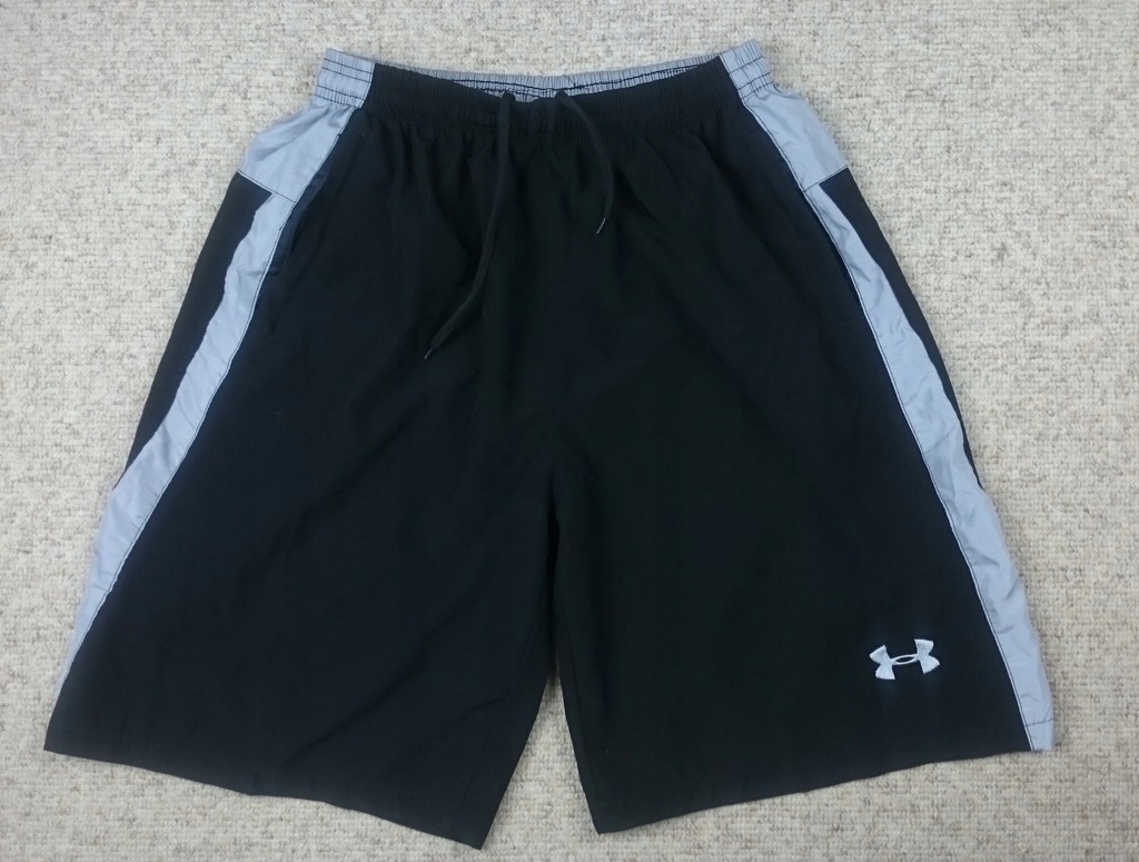 UNDER ARMOUR SPODENKI SPORTOWE