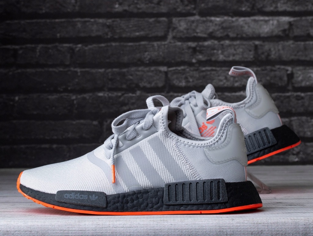 adidas nmd r1 f35882