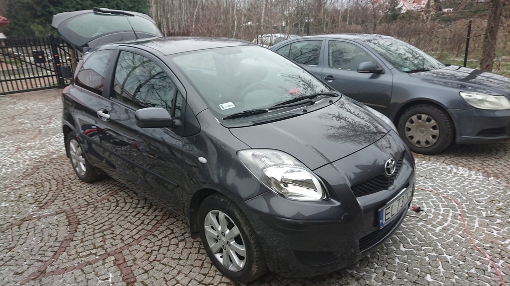 Toyota Yaris 1.33 101KM 109k km 1 WŁAŚ Salon