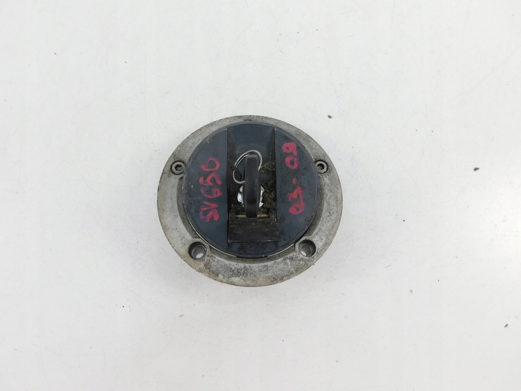 SUZUKI SV 650 03-09 KOREK + KLUCZYK