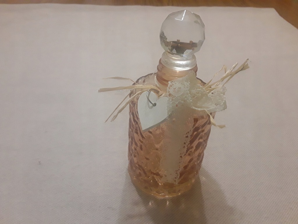Szklana ozdoba dekoracja butelka na perfumy