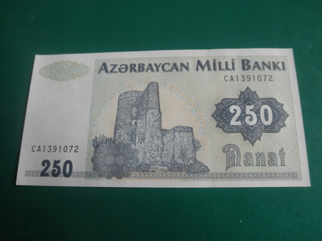 AZERBEJDŻAN 250 MANAT 1992 UNC