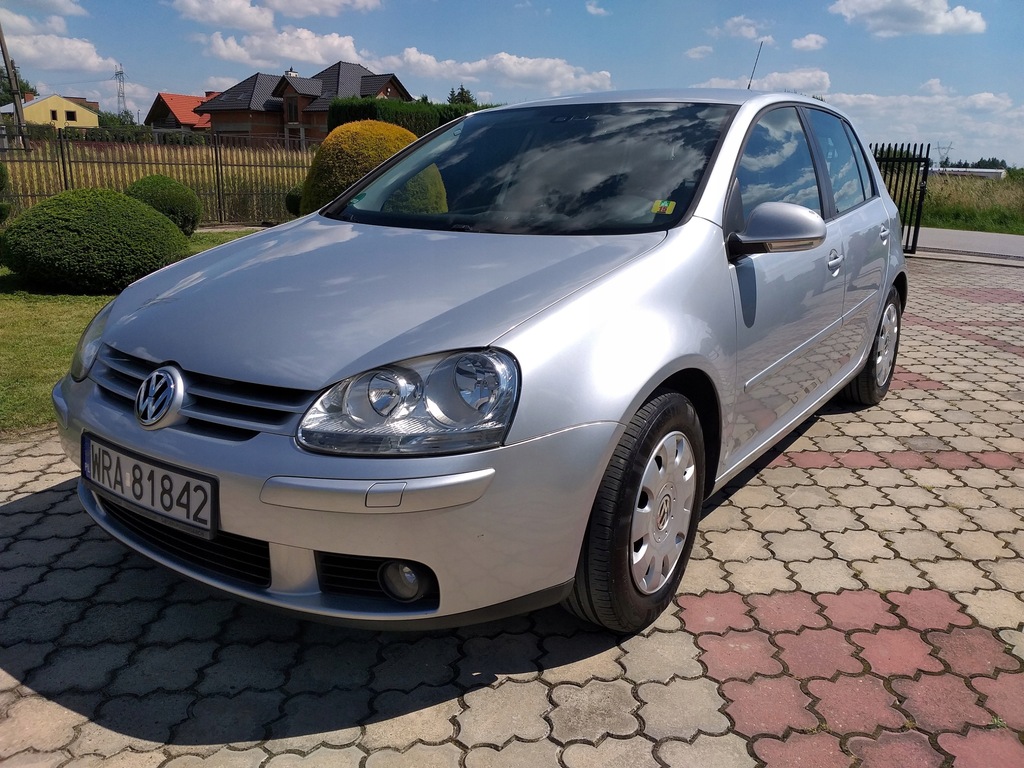 VW GOLF V 1.9TDI 105PS 6 biegów bogate wyp.. RADOM