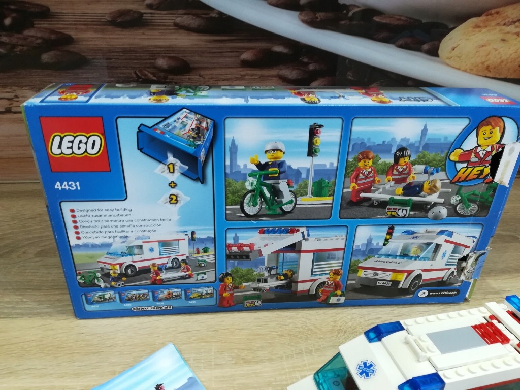 Lego 4431 CITY karetka pogotowie ambulance - 8481208642 - oficjalne ...
