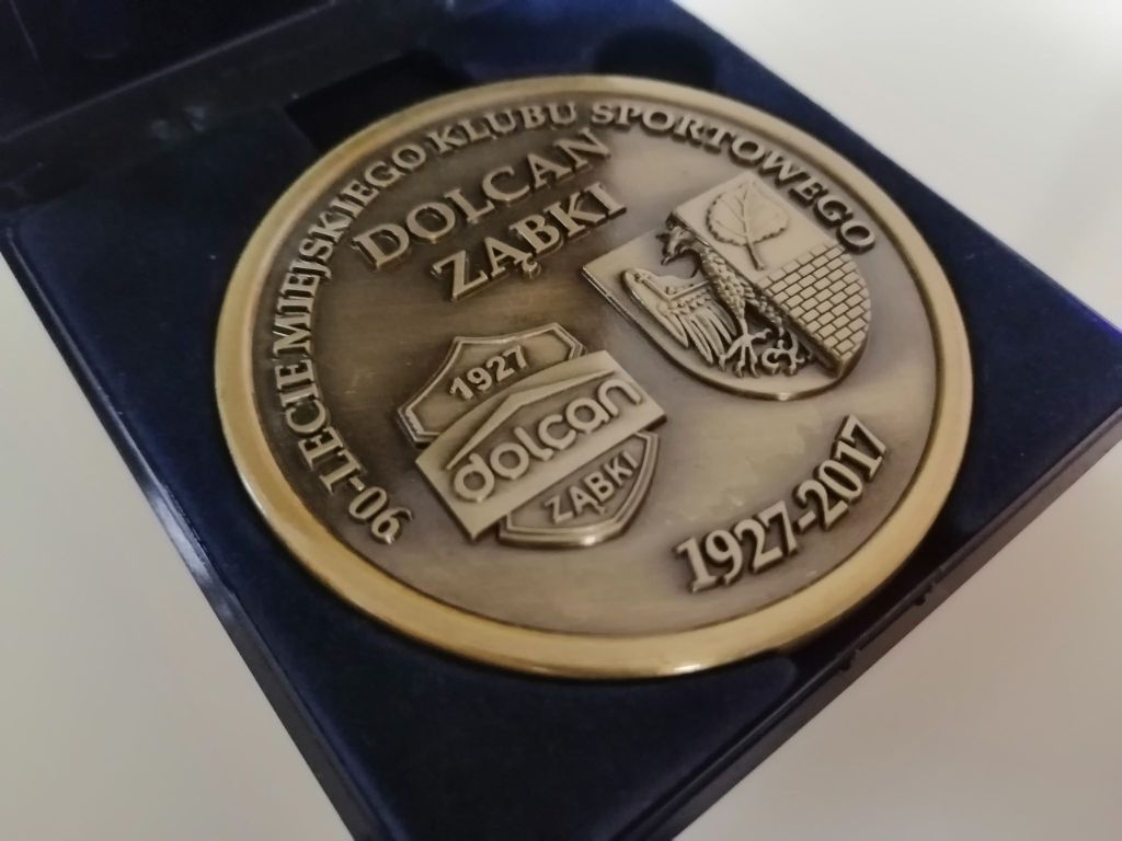 Dolcan Ząbki - medal z okazji 90-lecia klubu